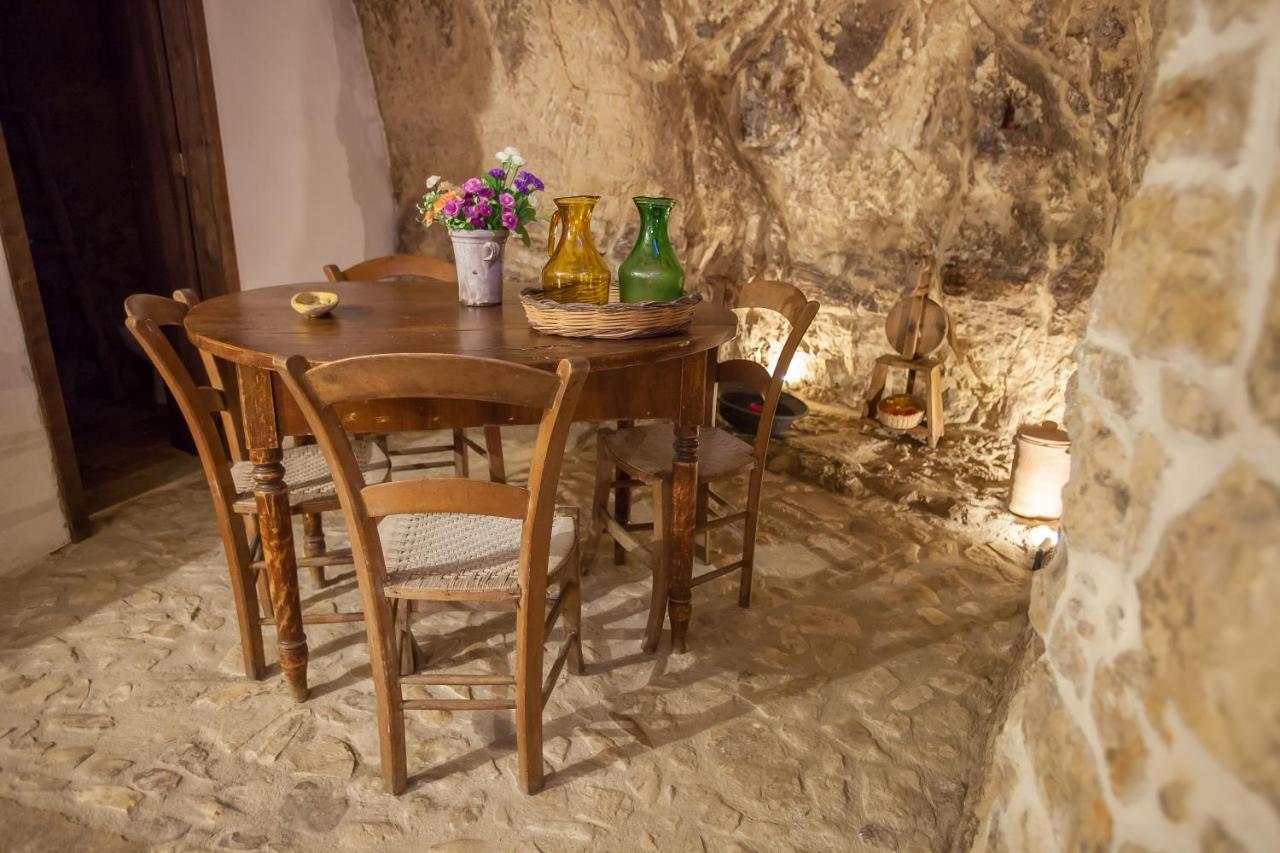 Case-Grotte Degli Avi, Esperienza Abitativa In Grotta Modica Dış mekan fotoğraf
