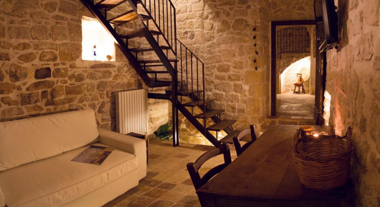 Case-Grotte Degli Avi, Esperienza Abitativa In Grotta Modica Dış mekan fotoğraf