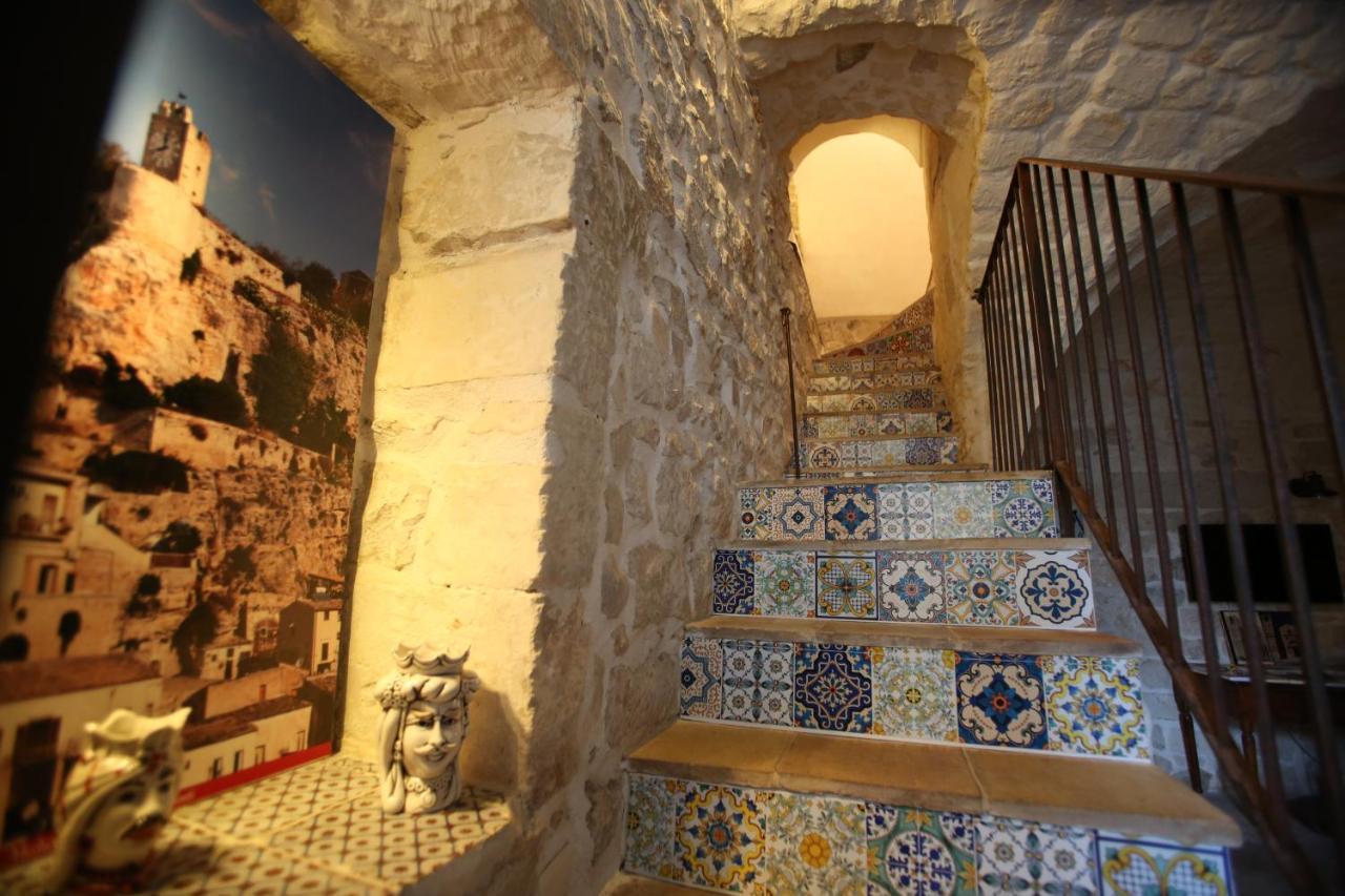 Case-Grotte Degli Avi, Esperienza Abitativa In Grotta Modica Dış mekan fotoğraf