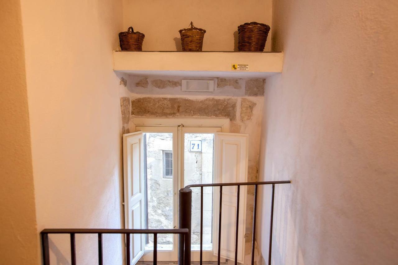 Case-Grotte Degli Avi, Esperienza Abitativa In Grotta Modica Dış mekan fotoğraf