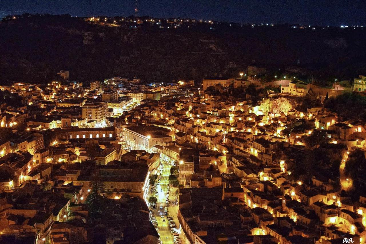 Case-Grotte Degli Avi, Esperienza Abitativa In Grotta Modica Dış mekan fotoğraf
